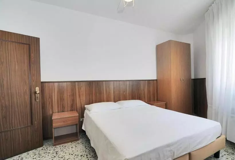 Hotelli Venus Best Price