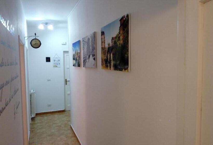 פנסיון Ivrea La Bella