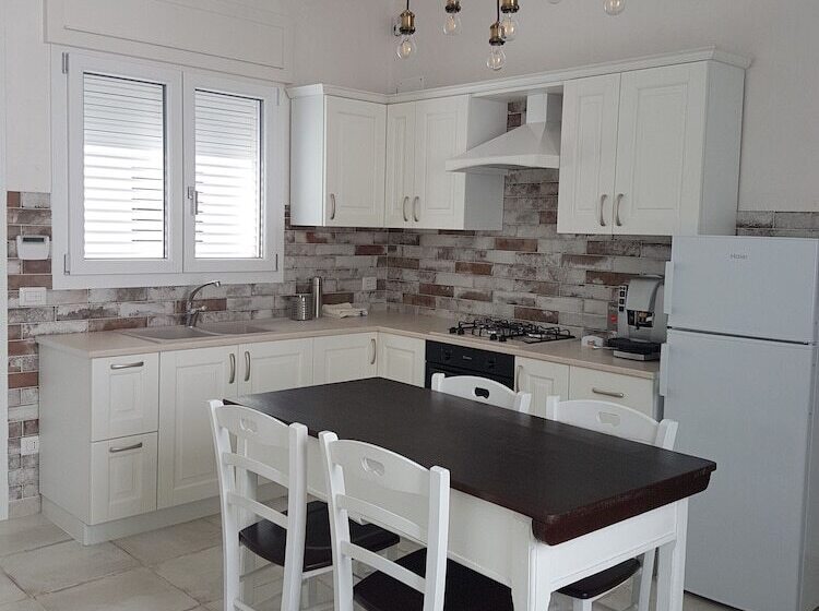 Пансион Lu Salentu White House