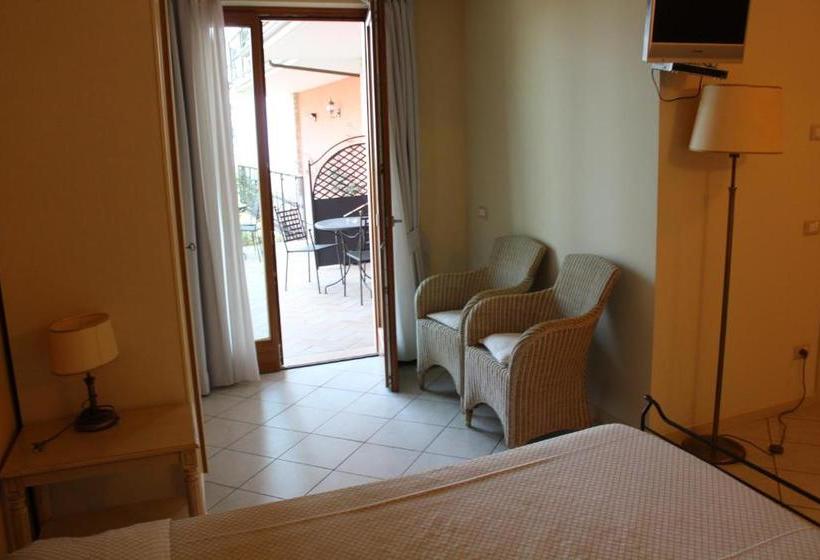 פנסיון Villa Elite Resort