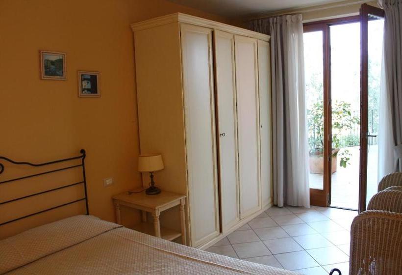 פנסיון Villa Elite Resort