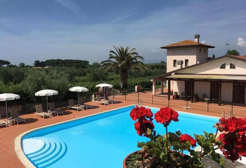 ホテル La Cipriana