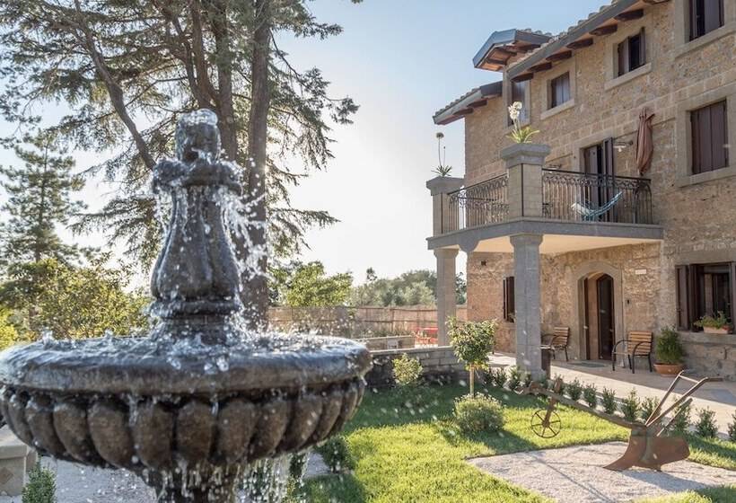 Szálloda Traldi Resort