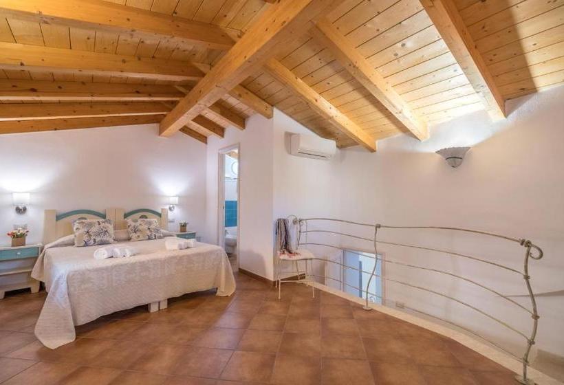 פנסיון Bosa Queen House