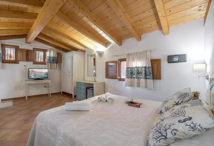 ペンション Bosa Queen House