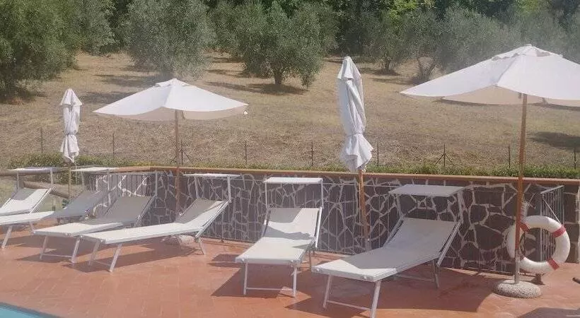 Hotelli Borgo Macereto