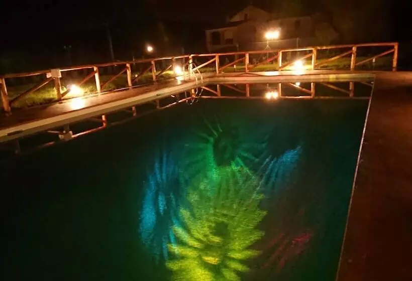 Hotelli Borgo Macereto