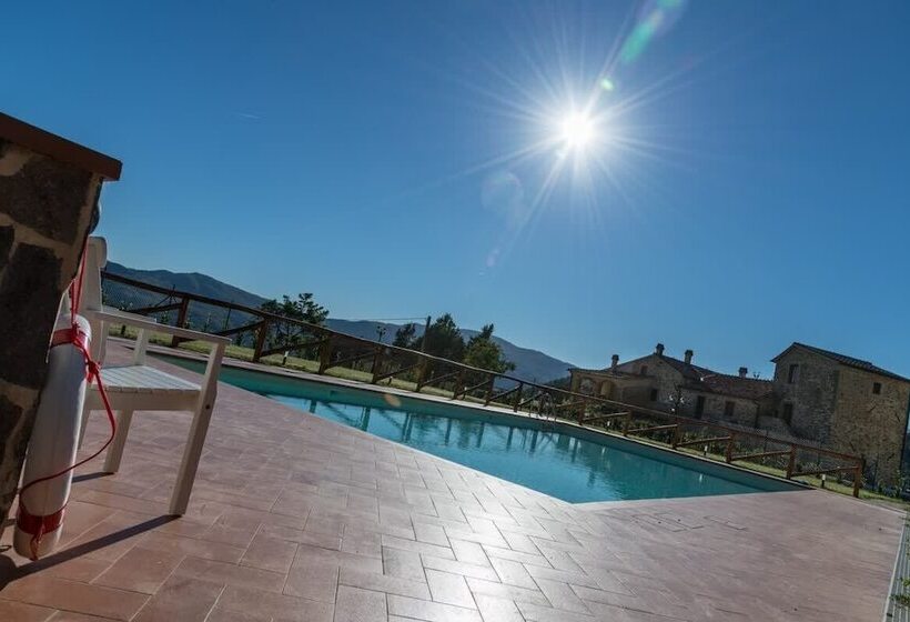 Hotel Borgo Macereto