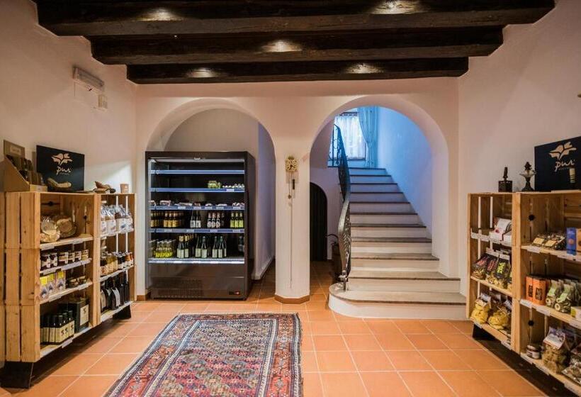 Paloria Apartments & Sport