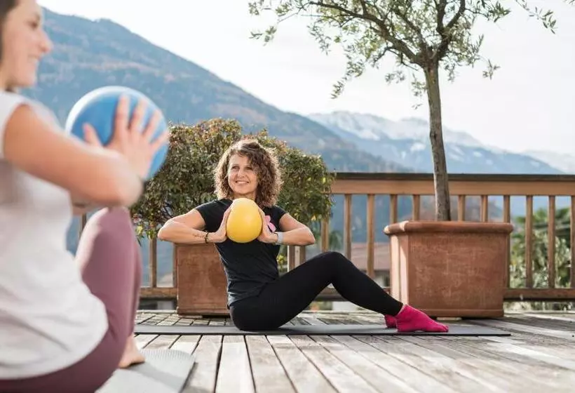 Paloria Apartments & Sport