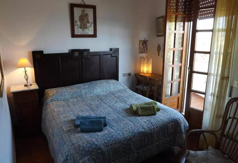 ペンション Cala Gonone Cozy House Sea View