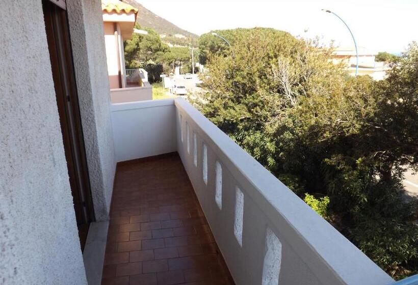 פנסיון Cala Gonone Cozy House Sea View