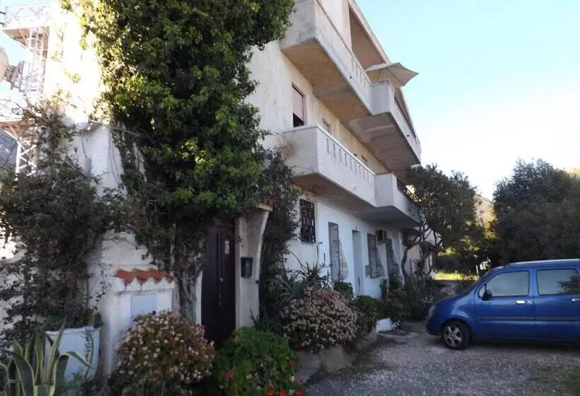 ペンション Cala Gonone Cozy House Sea View