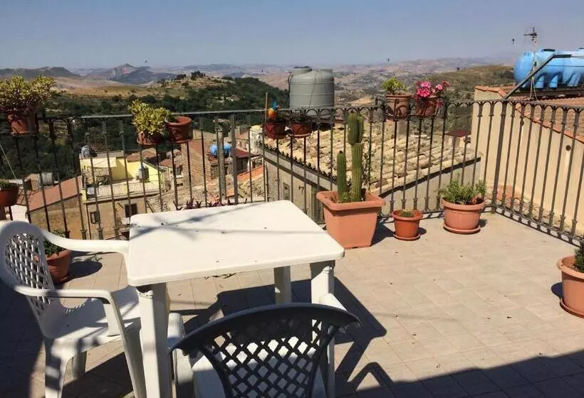 Majatalo Sicily Center Rooms  Calascibetta,enna
