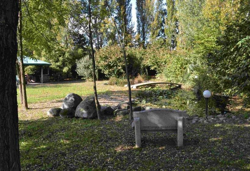 ホテル Agriturismo La Boschina