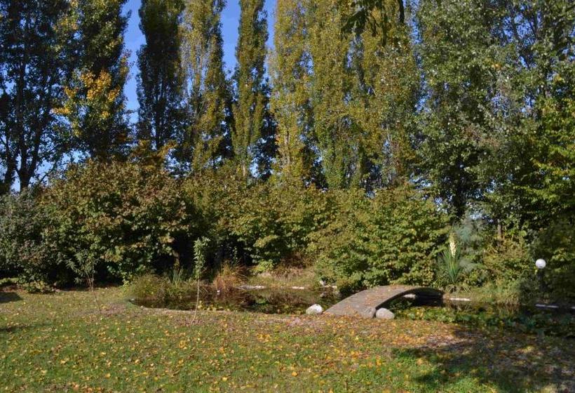 ホテル Agriturismo La Boschina