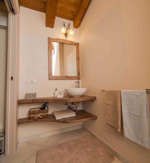 ホテル Agriturismo La Boschina