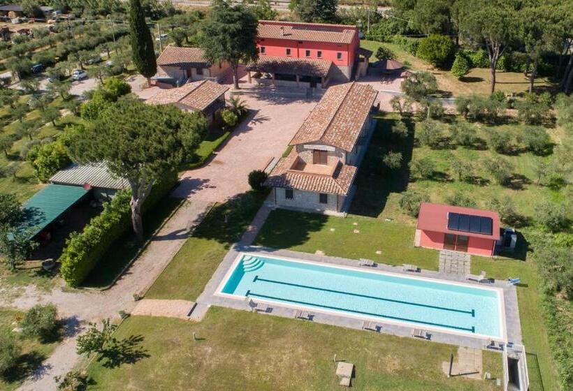 בית מלון כפרי Lagolivo