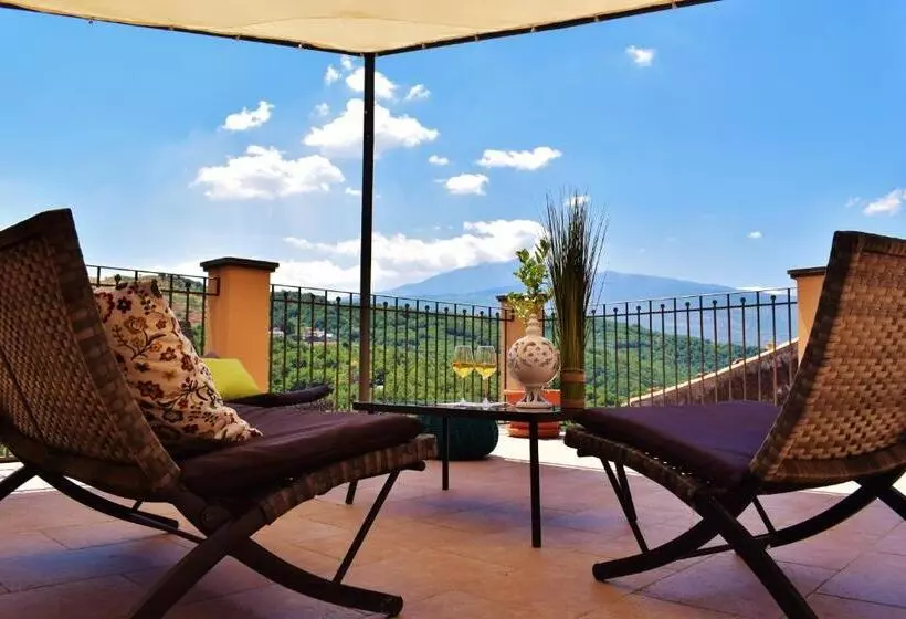 Majatalo Cento Tari' Guest House