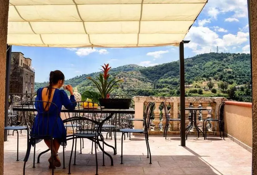 Majatalo Cento Tari' Guest House