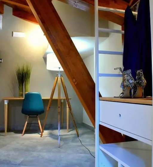 Majatalo Cento Tari' Guest House