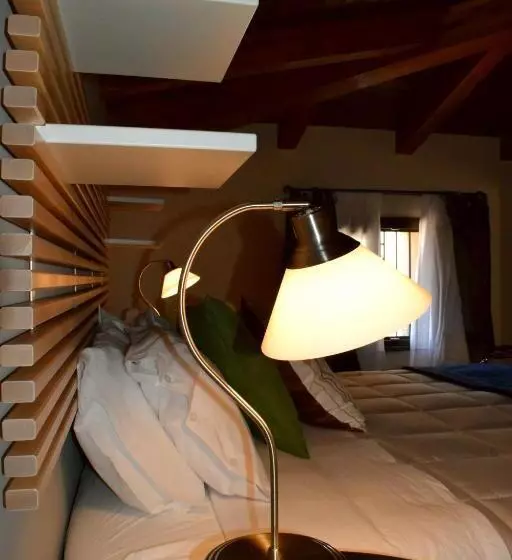 Majatalo Cento Tari' Guest House