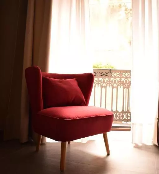 Majatalo Cento Tari' Guest House