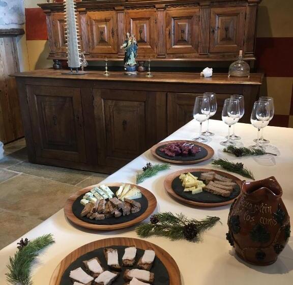 Пансион Confrérie Du Moyen âge