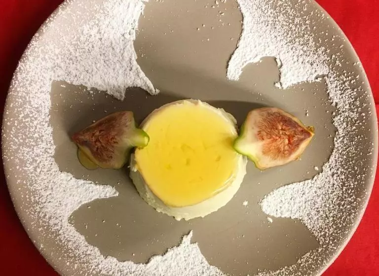 Majatalo Confrérie Du Moyen âge