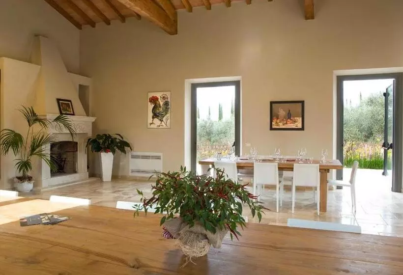 ホテル Agriturismo Tra Gli Ulivi, Chiappini