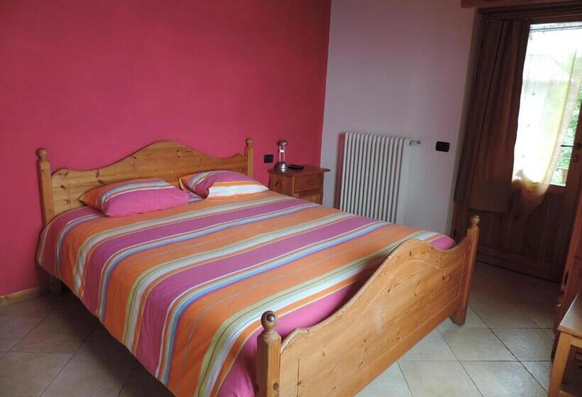 فندق Agriturismo Zertin