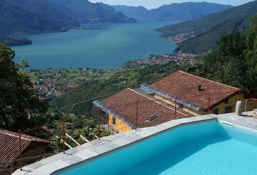 ホテル Agriturismo Zertin