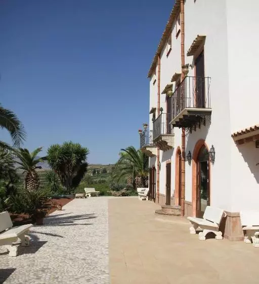 Hotelli Tenute Piazza Countryhouse