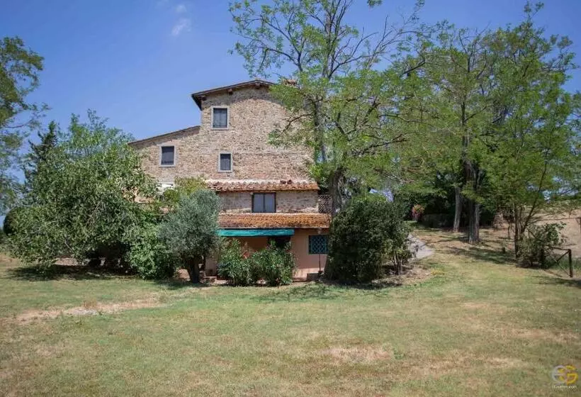 هتل Terre Di Melazzano   Le Case Di Patrizia