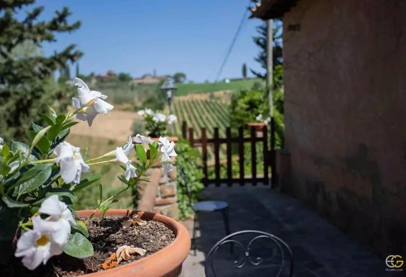 هتل Terre Di Melazzano   Le Case Di Patrizia