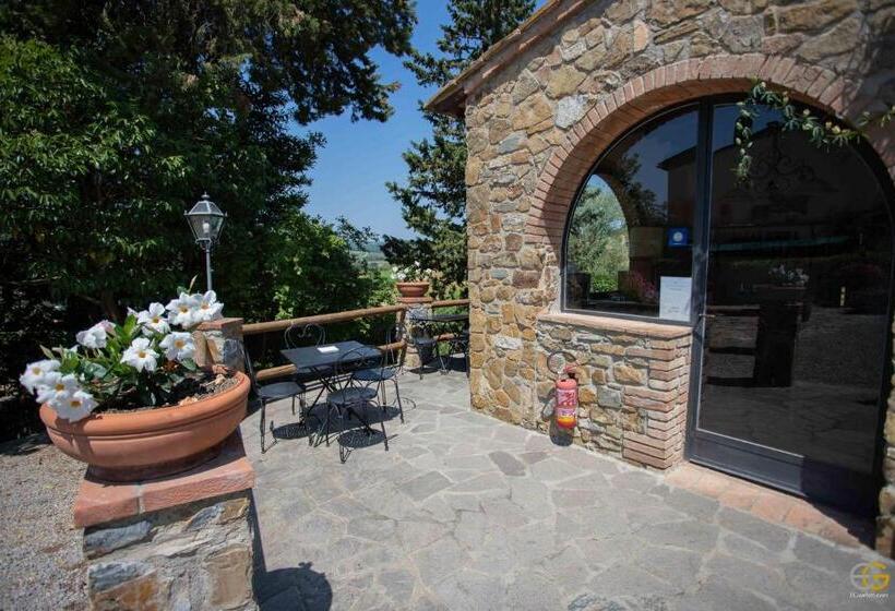 هتل Terre Di Melazzano   Le Case Di Patrizia