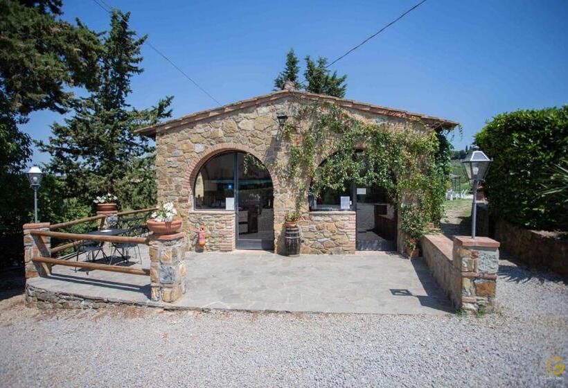 هتل Terre Di Melazzano   Le Case Di Patrizia