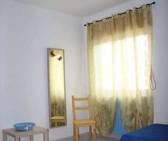La Maison De Gina   B&b