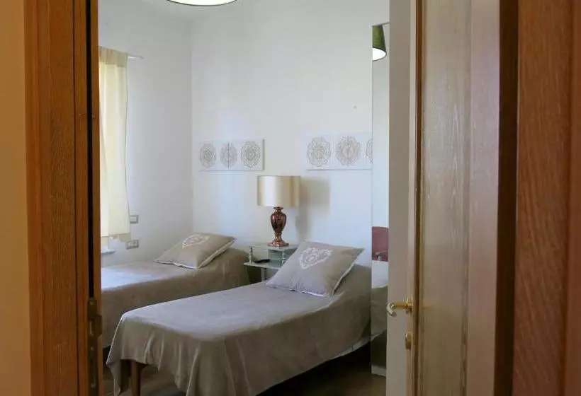 ペンション Guest House Maison 6