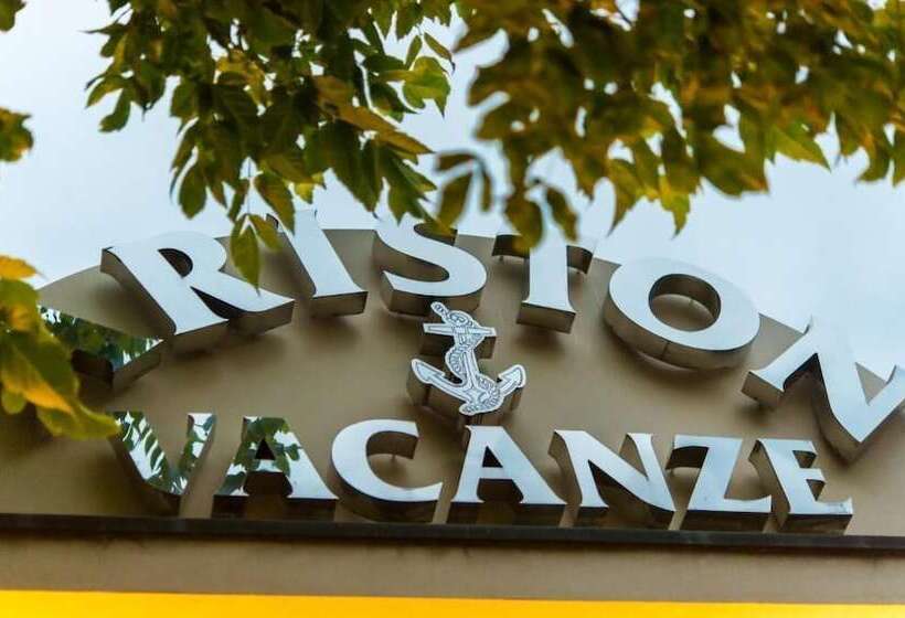 Ariston Vacanze Residence