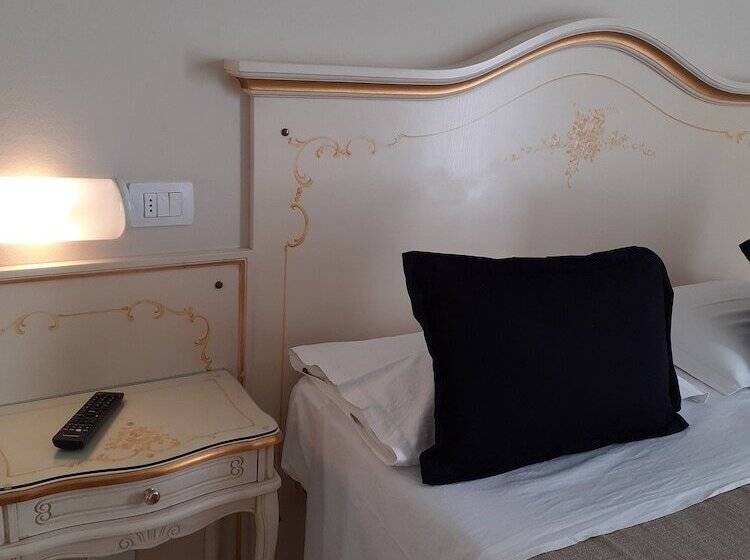 Ariston Vacanze Residence