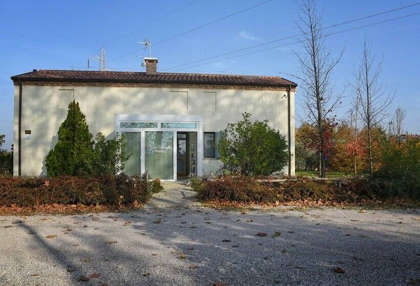 هتل Agriturismo Corte Benetti