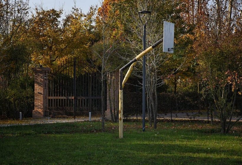 هتل Agriturismo Corte Benetti