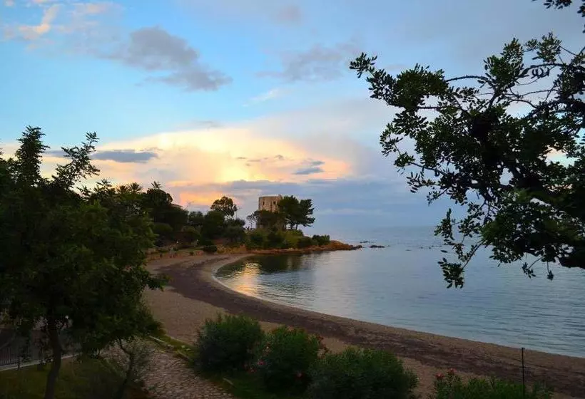 ホテル Agriturismo Turudhis