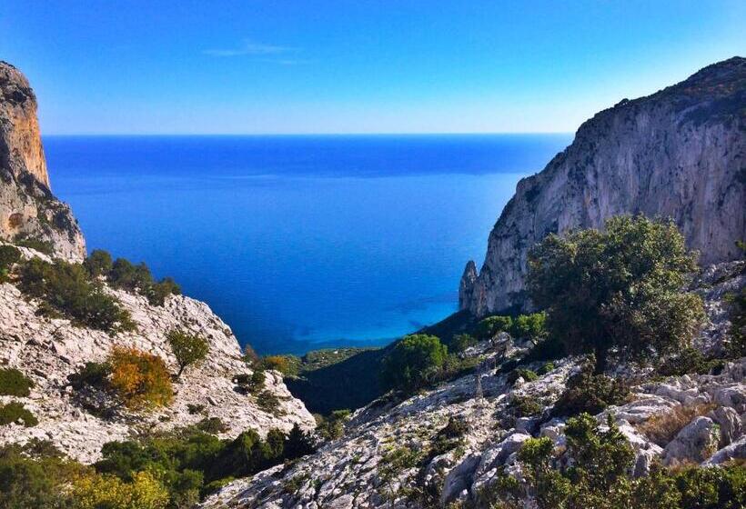 فندق Agriturismo Turudhis