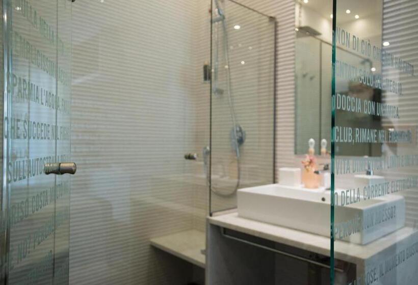 膳宿费 F53 Kevin's Charming Houses