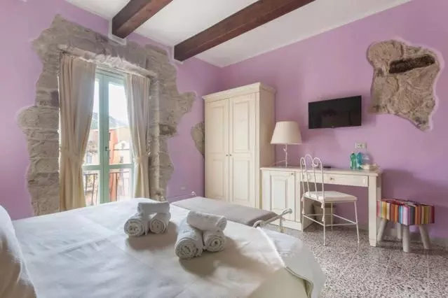پانسیون Madalen Guest House