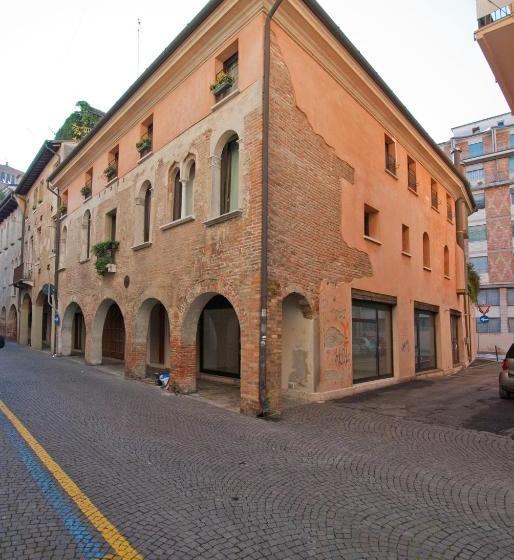 پانسیون Mini Suite Deluxe Isola Di Mezzo