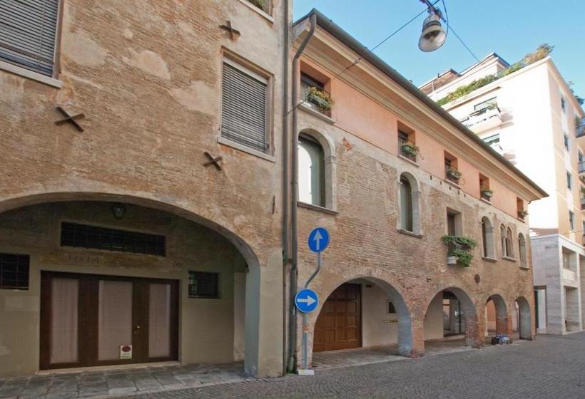 پانسیون Mini Suite Deluxe Isola Di Mezzo