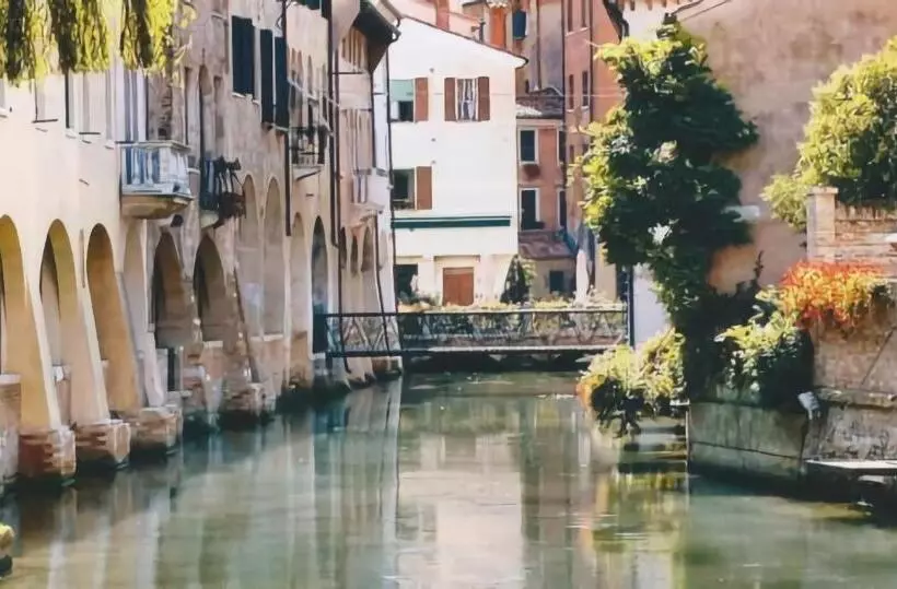 پانسیون Mini Suite Deluxe Isola Di Mezzo